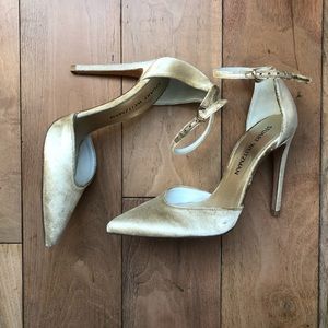 Stuart Weitzman Alter Ego Gold Velvet Pump